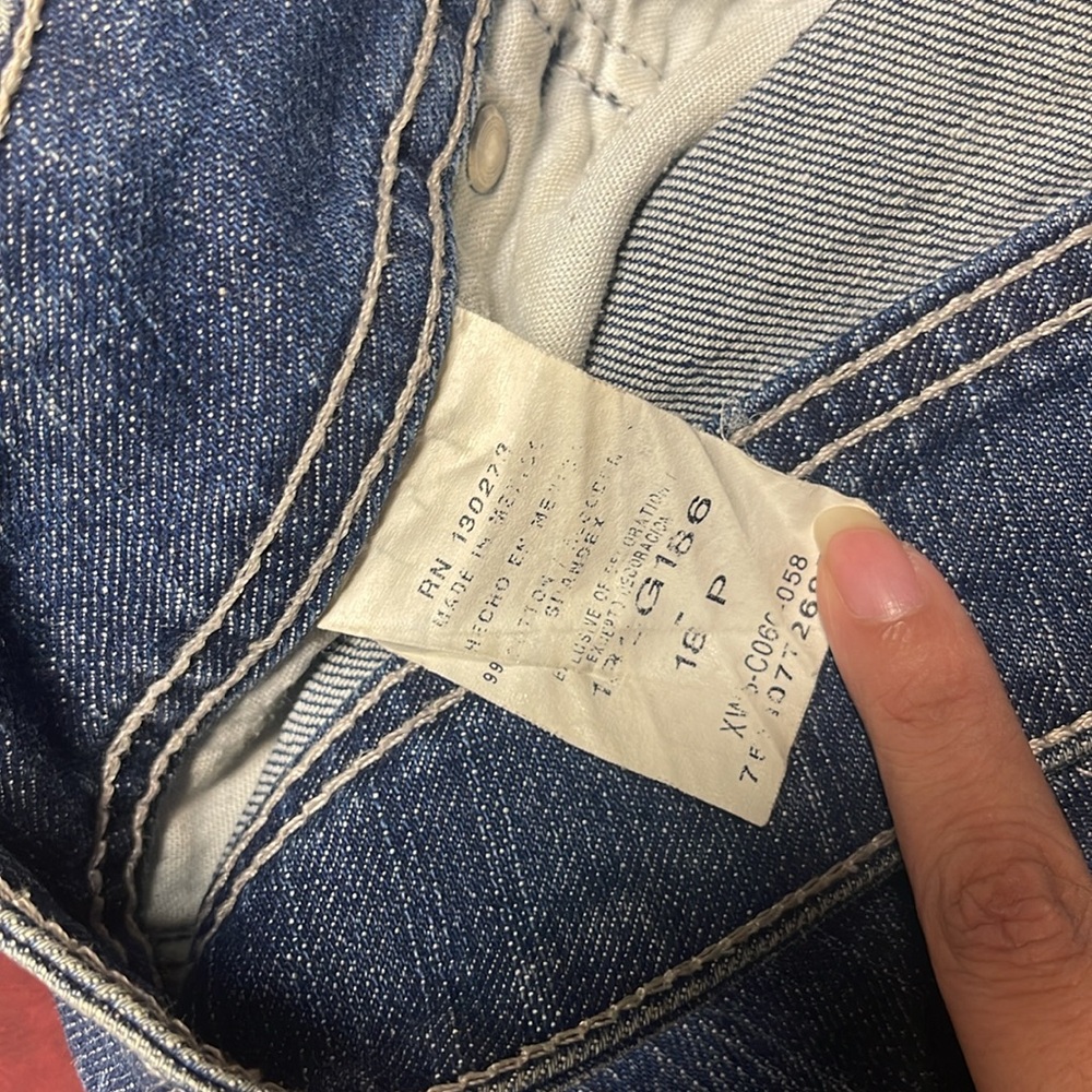 Must bundle: Jeans - Picture 3 of 5